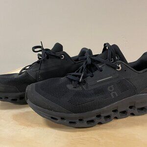 On Running Shoes - Cloudstratus - Black Men's Size 9 - $40